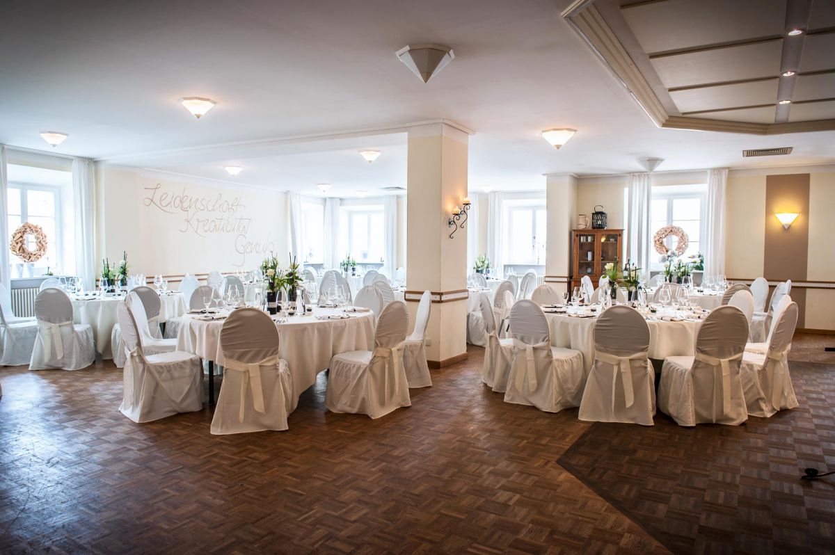 Hochzeitslocation Gasthaus Zirngibl in Bad Abbach.